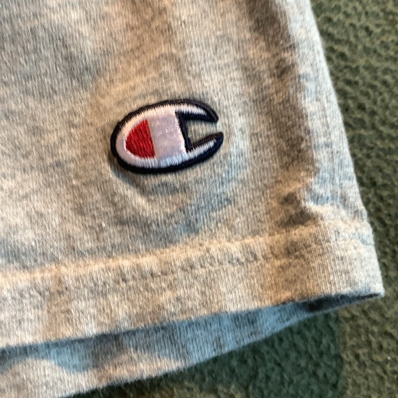 Men’s Champion light heather gray, elastic waist shorts with pockets. Size XL - Picture 3 of 7